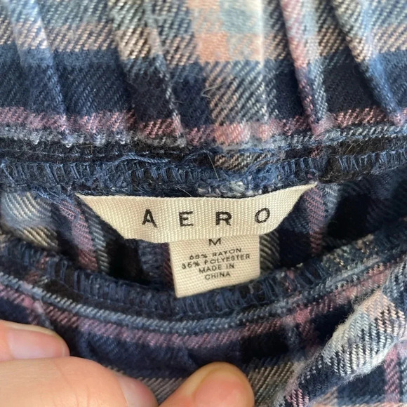 Aero loungewear pants / size medium - Picture 2 of 3